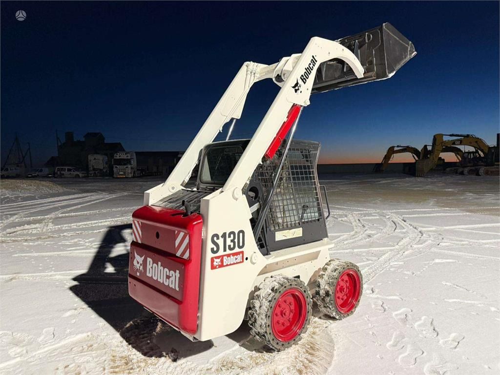 Bobcat S130 CE&EPA - Minicargadora: foto 4 Bobcat S130 CE&EPA - Minicargadora: foto 4