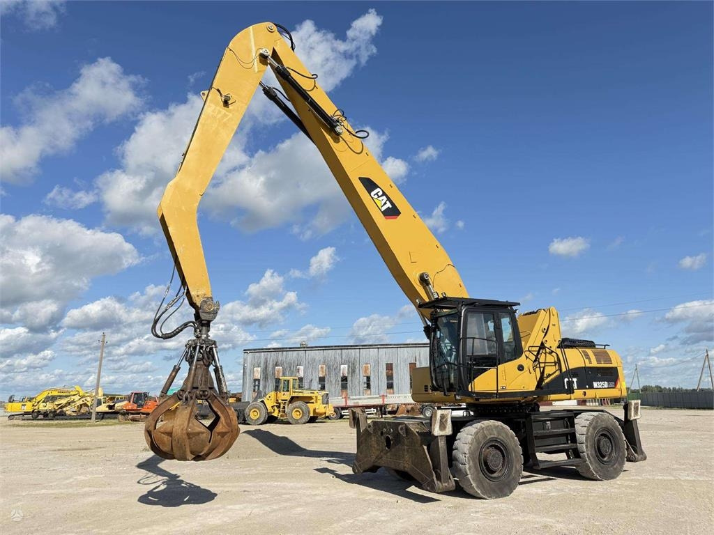 CAT M 325 DLMH - Excavadora de ruedas: foto 2 CAT M 325 DLMH - Excavadora de ruedas: foto 2