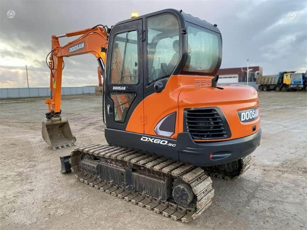 Doosan DX 60 C - Miniexcavadora: foto 3 Doosan DX 60 C - Miniexcavadora: foto 3