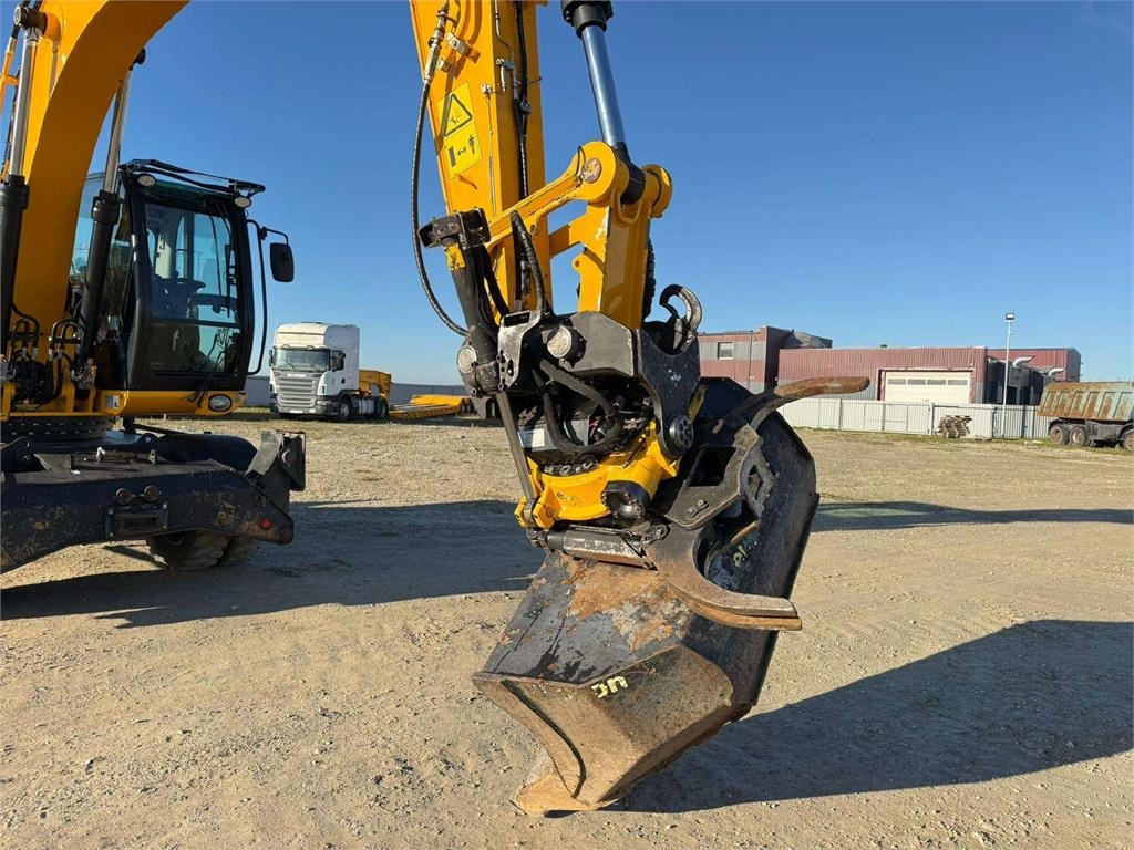 Excavadora de ruedas JCB JS 175 W T4i ENGCON + GRAPPLE: foto 7
