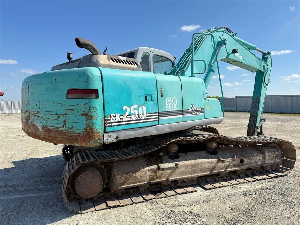 Kobelco SK 250 NLC-6 FOR SPARE PARTS - Excavadora de cadenas: foto 3 Kobelco SK 250 NLC-6 FOR SPARE PARTS - Excavadora de cadenas: foto 3