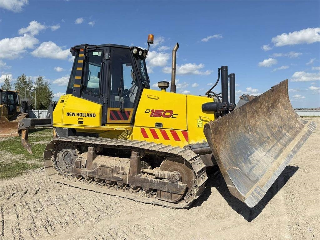 New Holland D150C Ripper - Bulldozer: foto 4 New Holland D150C Ripper - Bulldozer: foto 4
