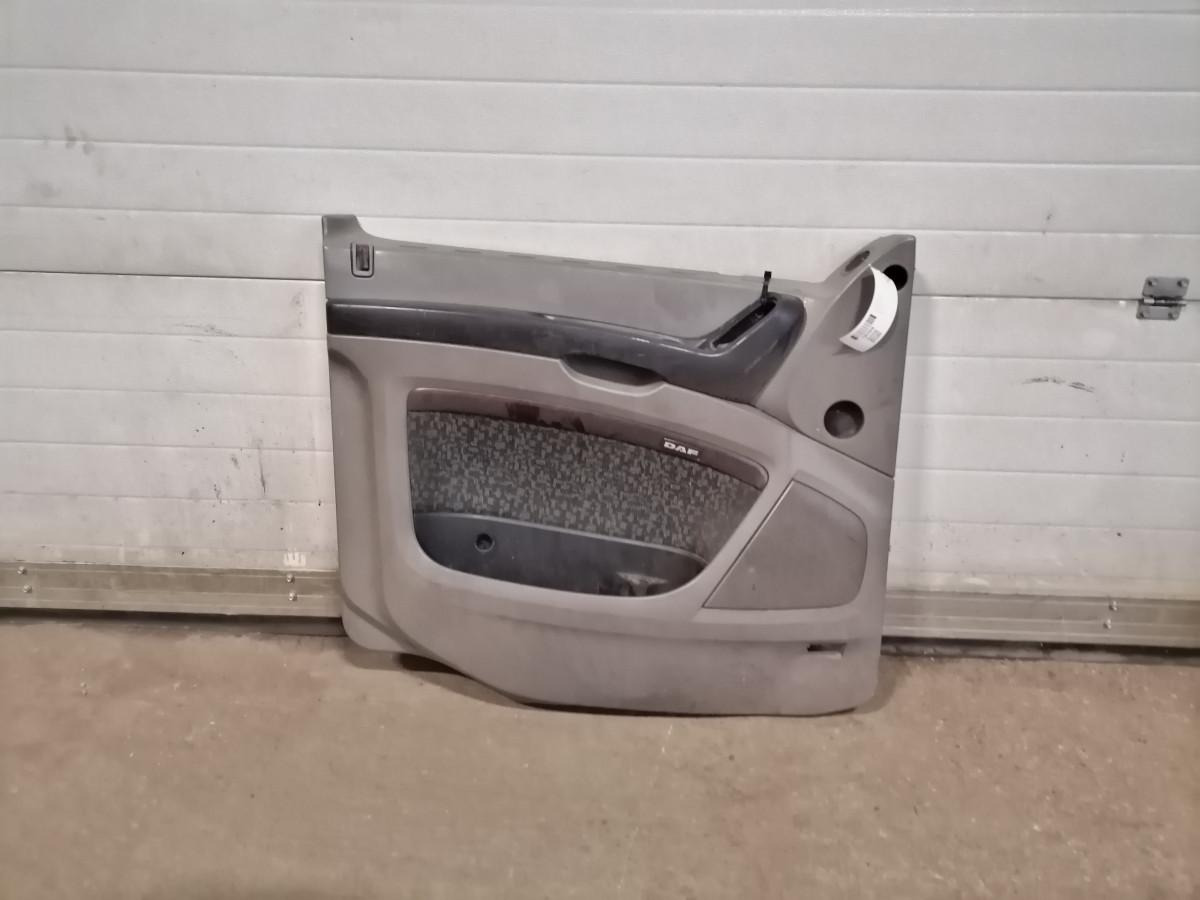 DAF Door trim panel 1665969 - Puerta y piezas para Camión: foto 2 DAF Door trim panel 1665969 - Puerta y piezas para Camión: foto 2