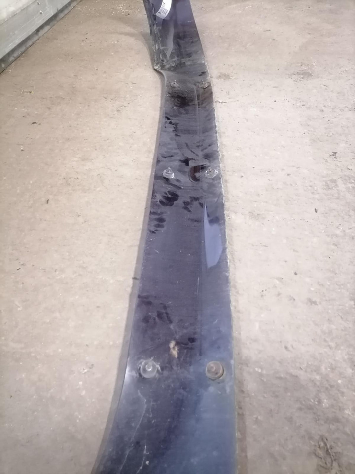 DAF Sun visor 1300557 - Carrocería y exterior para Camión: foto 2 DAF Sun visor 1300557 - Carrocería y exterior para Camión: foto 2