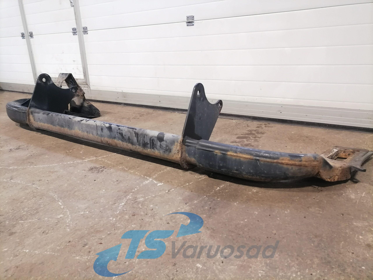 MAN Bumper 81418905171 - Parachoques para Camión: foto 2 MAN Bumper 81418905171 - Parachoques para Camión: foto 2