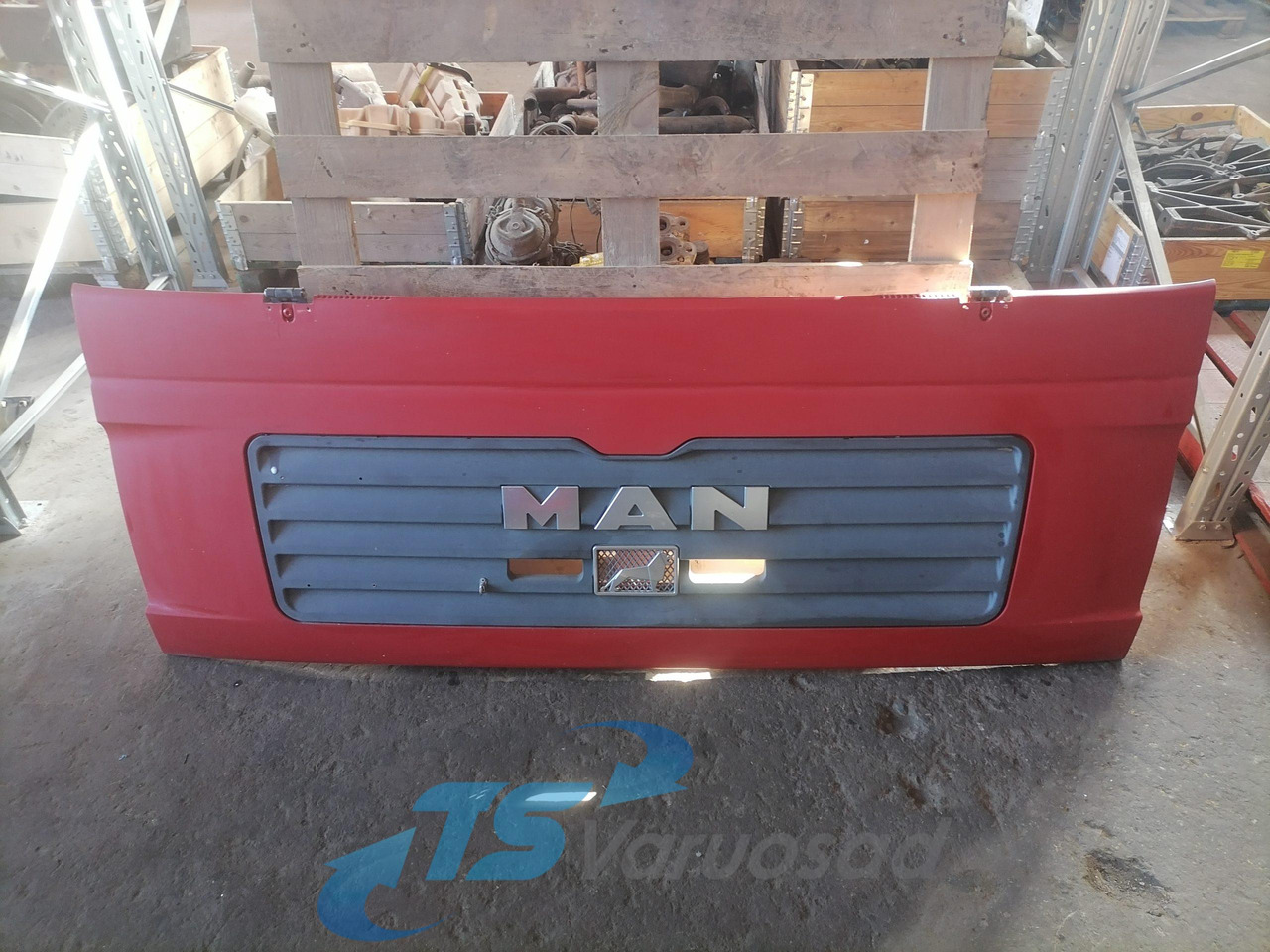 MAN Grille panel 81611100053 - Parrilla para Camión: foto 1 MAN Grille panel 81611100053 - Parrilla para Camión: foto 1