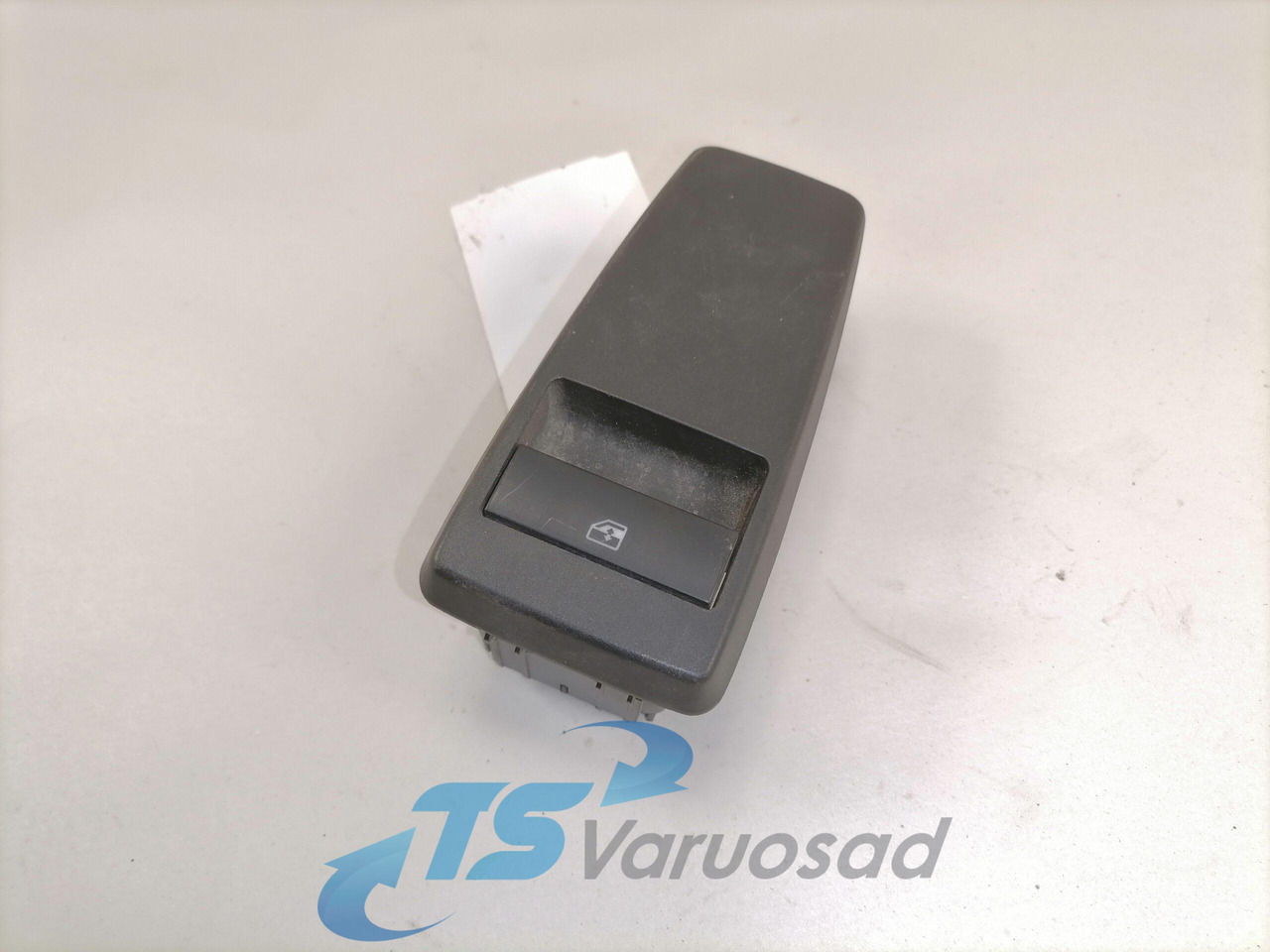 MAN Lüliti, klaasitõstuk 81258067066 - Cabina para Camión: foto 1 MAN Lüliti, klaasitõstuk 81258067066 - Cabina para Camión: foto 1