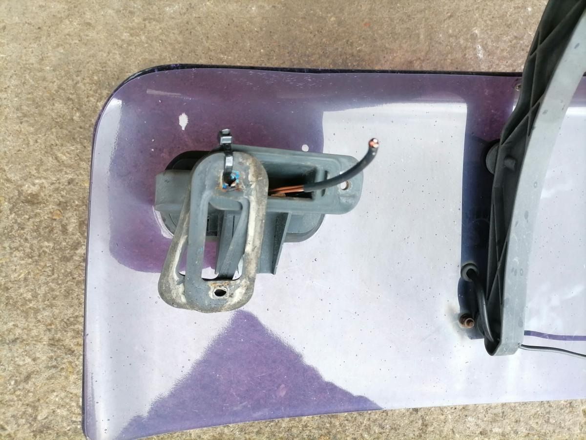 MAN Sun visor 81637010030 - Carrocería y exterior para Camión: foto 2 MAN Sun visor 81637010030 - Carrocería y exterior para Camión: foto 2