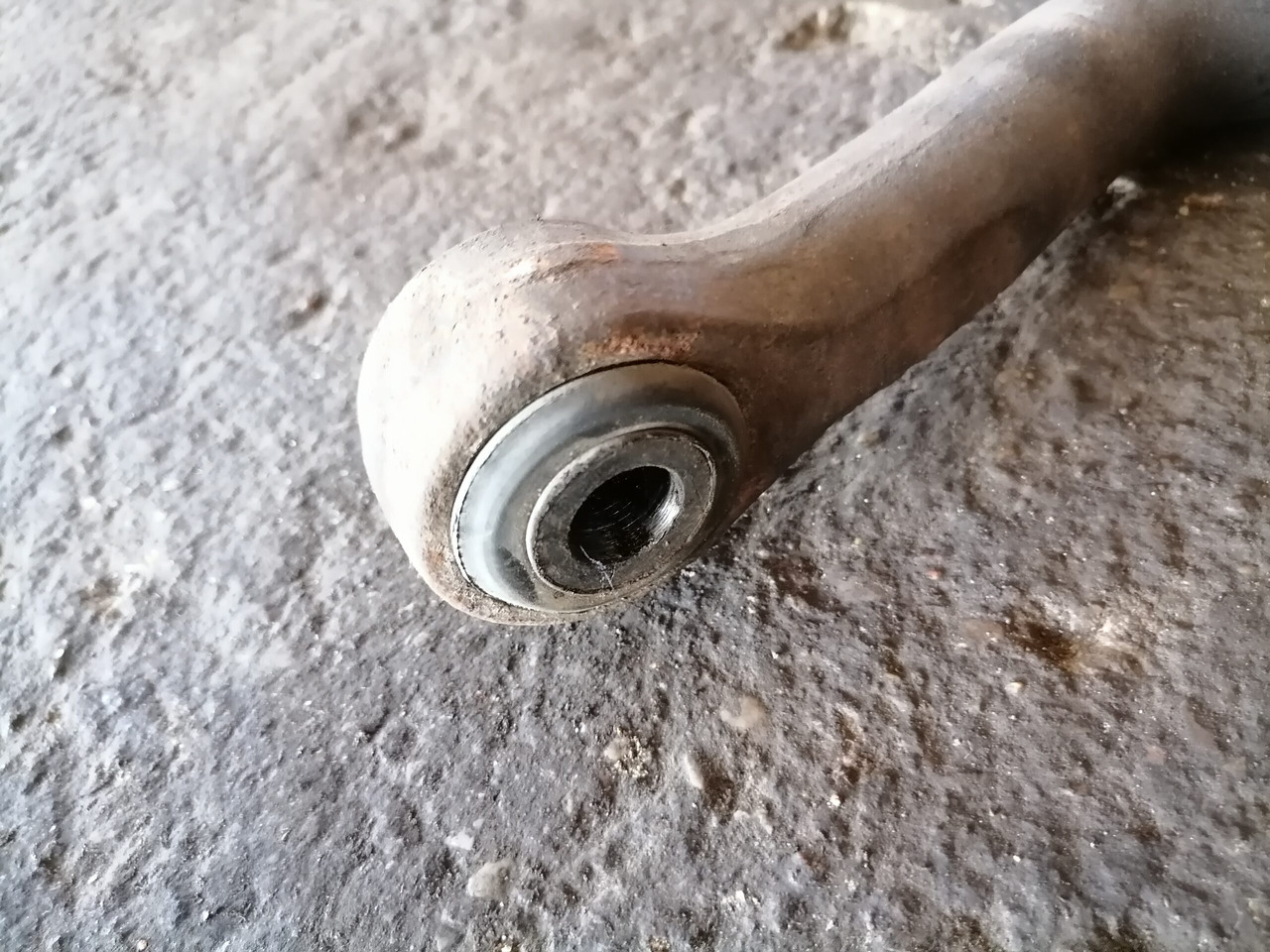 MB Anti-roll bar A9703200411 - Barra estabilizadora para Camión: foto 3 MB Anti-roll bar A9703200411 - Barra estabilizadora para Camión: foto 3