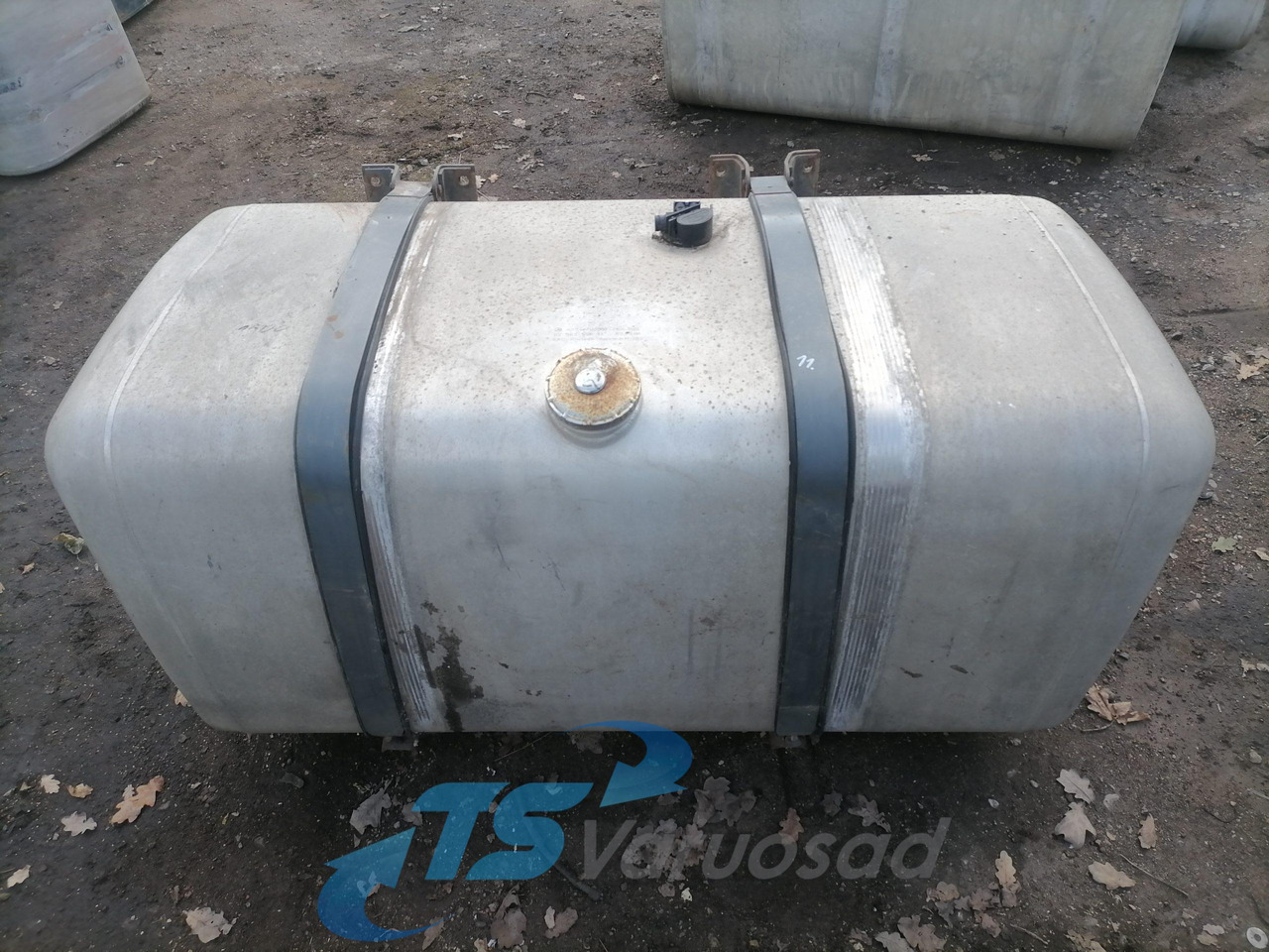 MB Kütusepaak 650L A9344700001 - Depósito de combustible para Camión: foto 1 MB Kütusepaak 650L A9344700001 - Depósito de combustible para Camión: foto 1