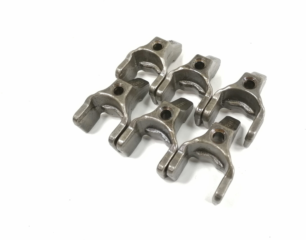 Mercedes-Benz Injector holder A4720780135 - Bomba de combustible para Camión: foto 1 Mercedes-Benz Injector holder A4720780135 - Bomba de combustible para Camión: foto 1