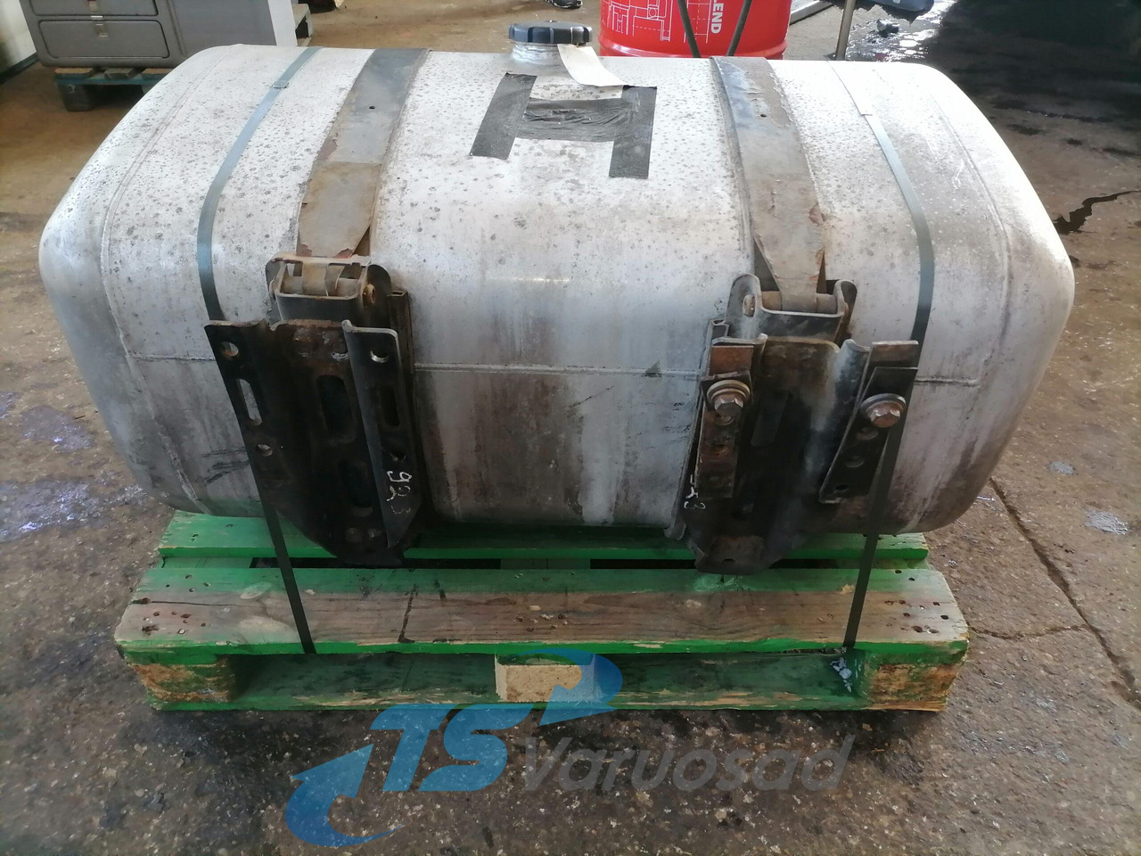 Depósito de combustible para Camión Mercedes-Benz Kütusepaak 390L A9604701303: foto 6