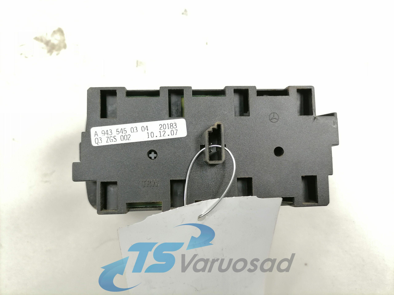 Mercedes-Benz Lüliti, differentsiaalilukk A9435450304 - Cabina para Camión: foto 3 Mercedes-Benz Lüliti, differentsiaalilukk A9435450304 - Cabina para Camión: foto 3