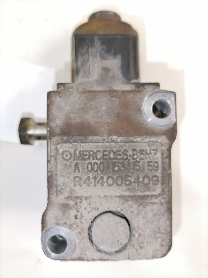 Mercedes-Benz Õhuregulaator A0001531559 - Pieza universal para Camión: foto 4 Mercedes-Benz Õhuregulaator A0001531559 - Pieza universal para Camión: foto 4