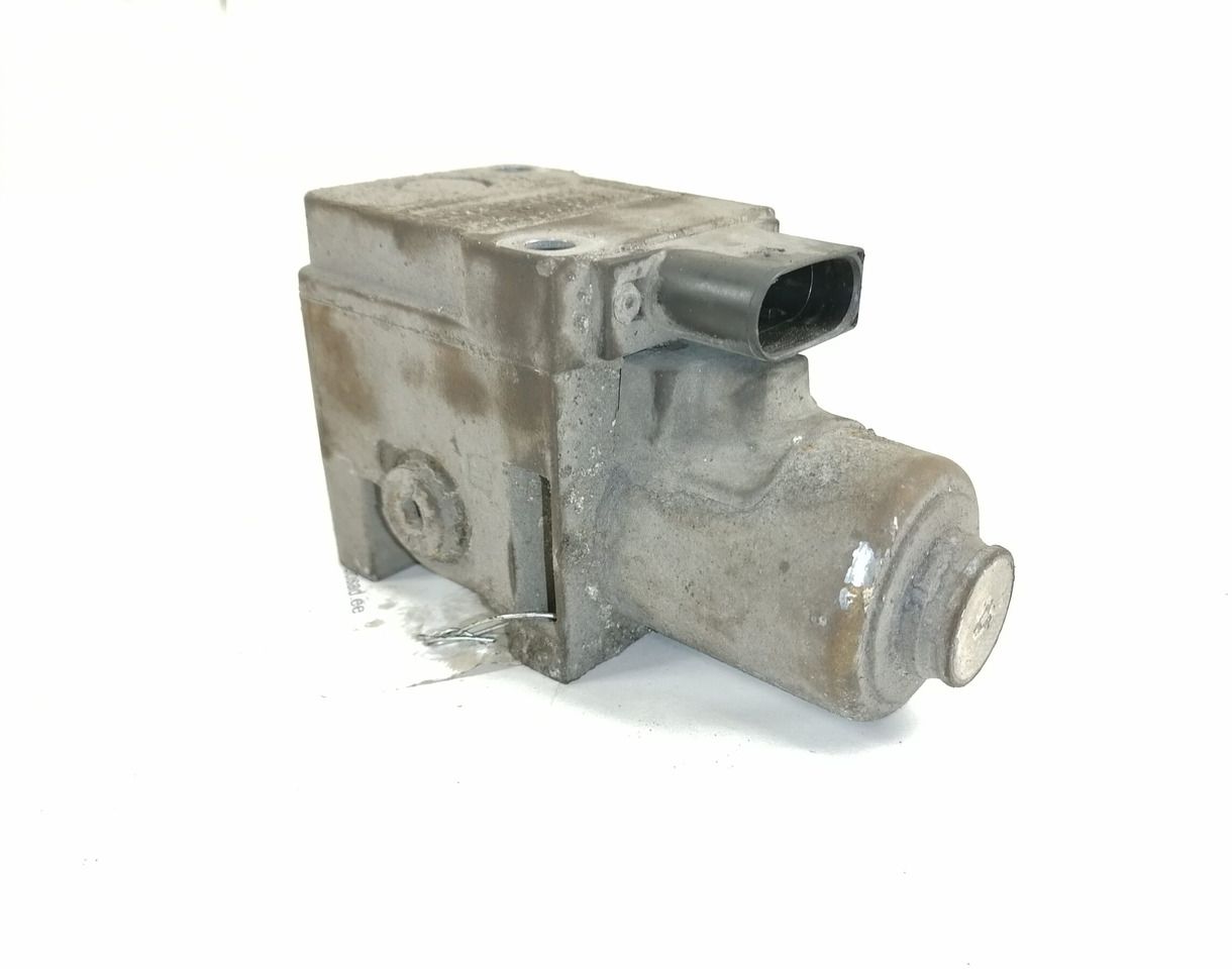Mercedes-Benz Õhuregulaator A0001531559 - Pieza universal para Camión: foto 3 Mercedes-Benz Õhuregulaator A0001531559 - Pieza universal para Camión: foto 3