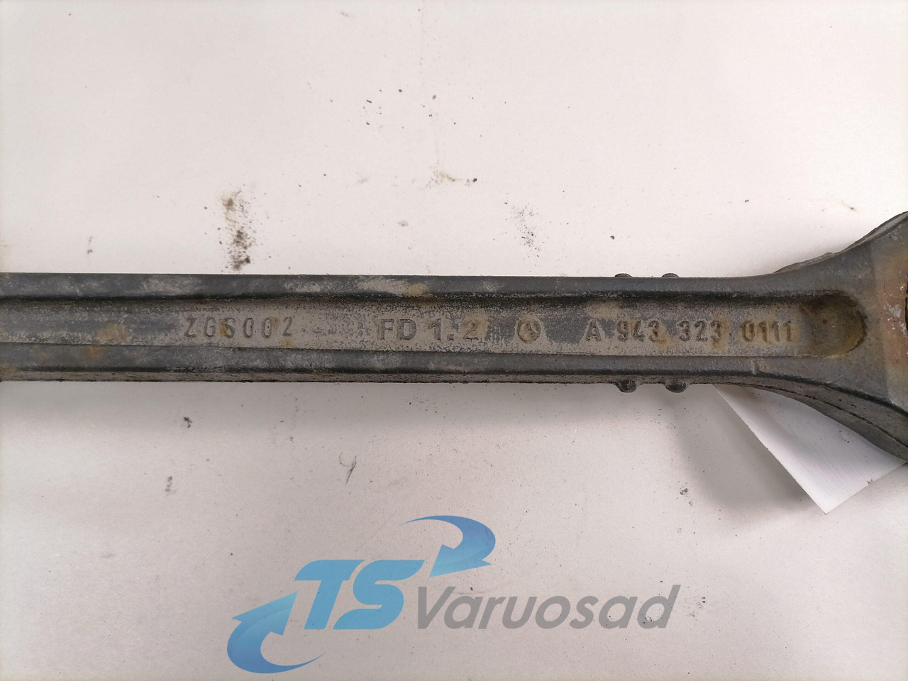 Mercedes-Benz Stabilisaatorvarda liigend A9433230111 - Barra estabilizadora para Camión: foto 4 Mercedes-Benz Stabilisaatorvarda liigend A9433230111 - Barra estabilizadora para Camión: foto 4