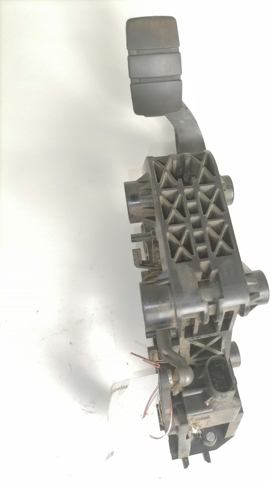 Scania Accelerator pedal 2007508 - Procesamiento de combustible para Camión: foto 2 Scania Accelerator pedal 2007508 - Procesamiento de combustible para Camión: foto 2
