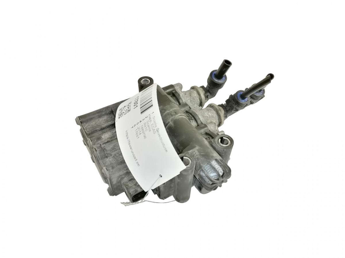 Scania Air suspension control valve, ECAS 1889796 - Válvula de freno para Camión: foto 1 Scania Air suspension control valve, ECAS 1889796 - Válvula de freno para Camión: foto 1