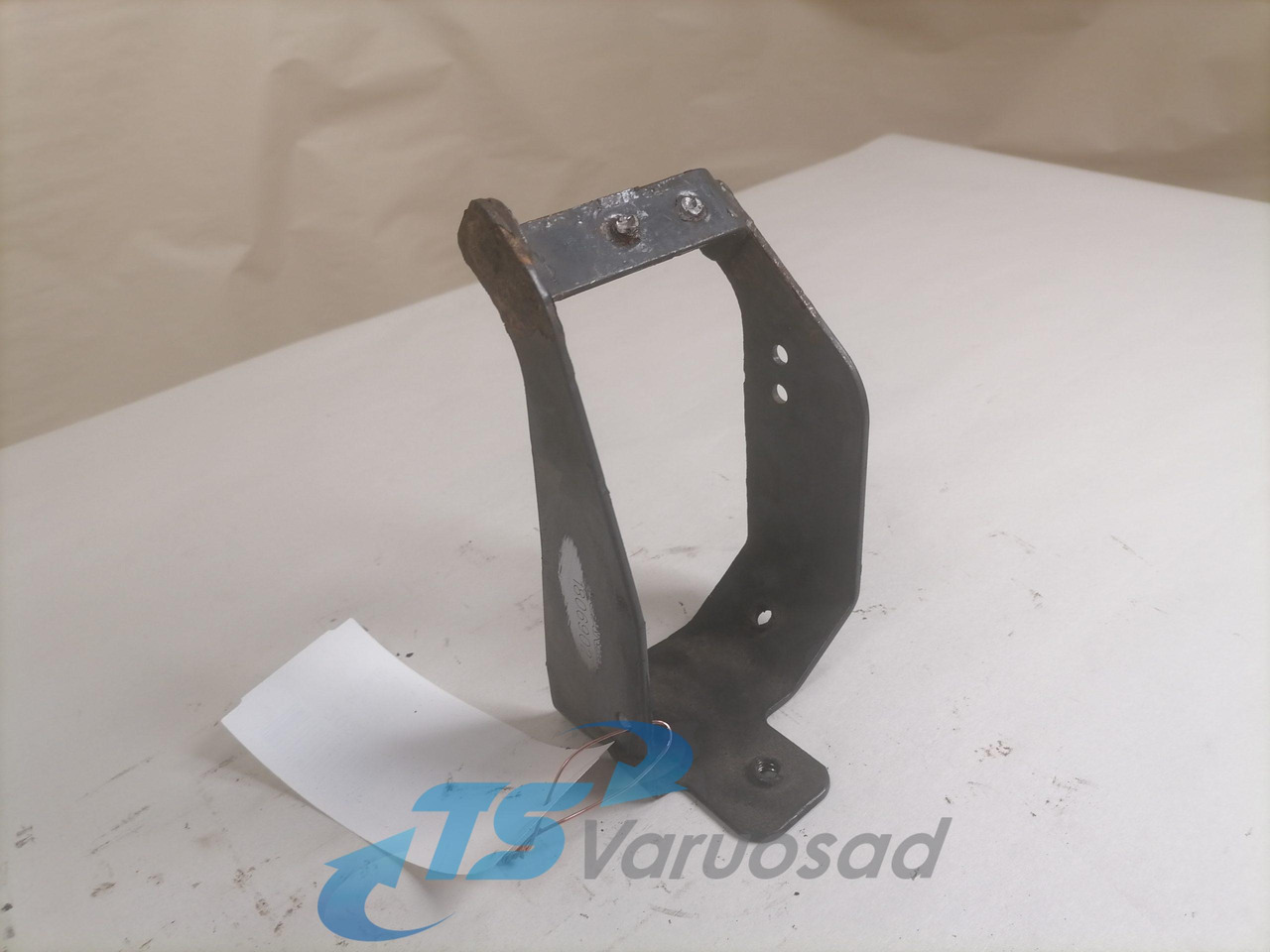 Scania Bracket 1806902 - Bastidor/ Chasis para Camión: foto 1 Scania Bracket 1806902 - Bastidor/ Chasis para Camión: foto 1