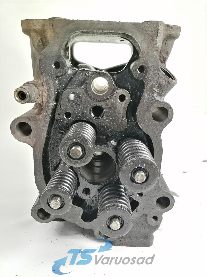 Scania Cylinder head, XPI 1921303 - Cabezal de bloque para Camión: foto 2 Scania Cylinder head, XPI 1921303 - Cabezal de bloque para Camión: foto 2
