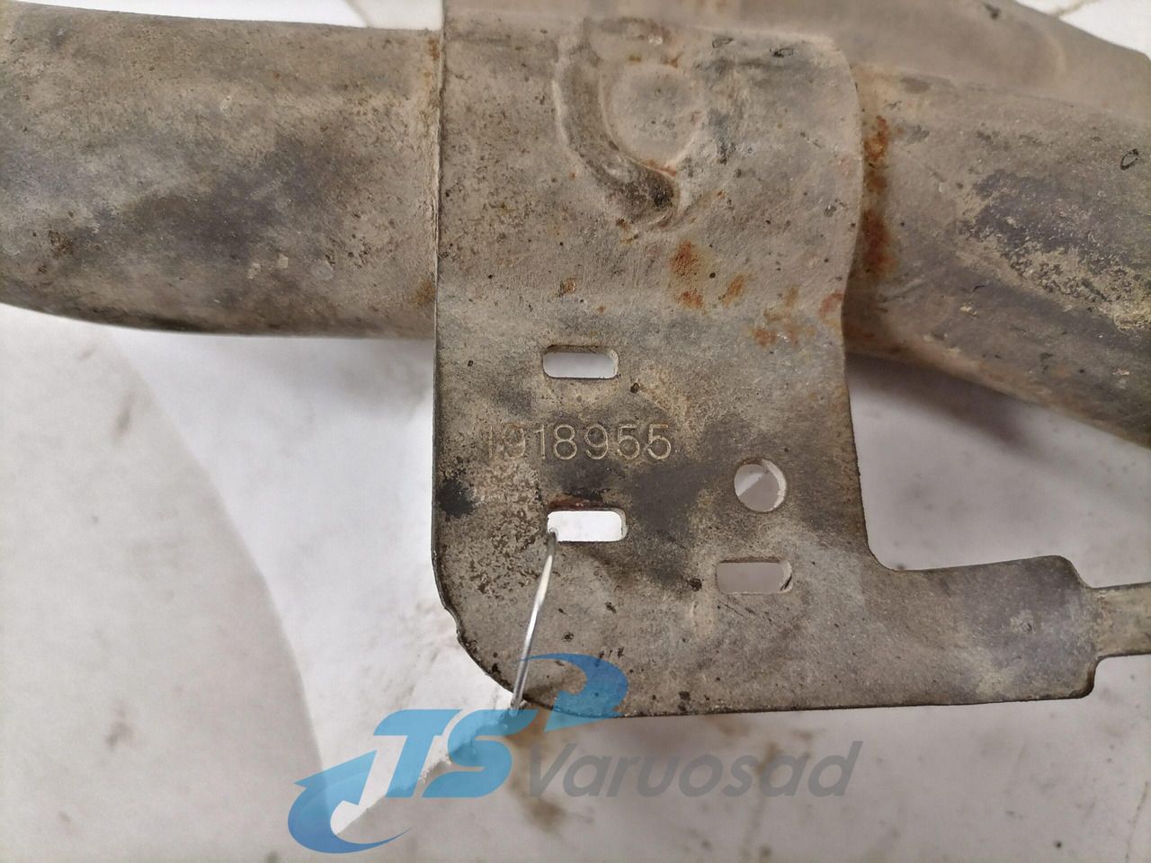 Scania EGR cooler pipe 1918955 - Enfriador EGR para Camión: foto 3 Scania EGR cooler pipe 1918955 - Enfriador EGR para Camión: foto 3