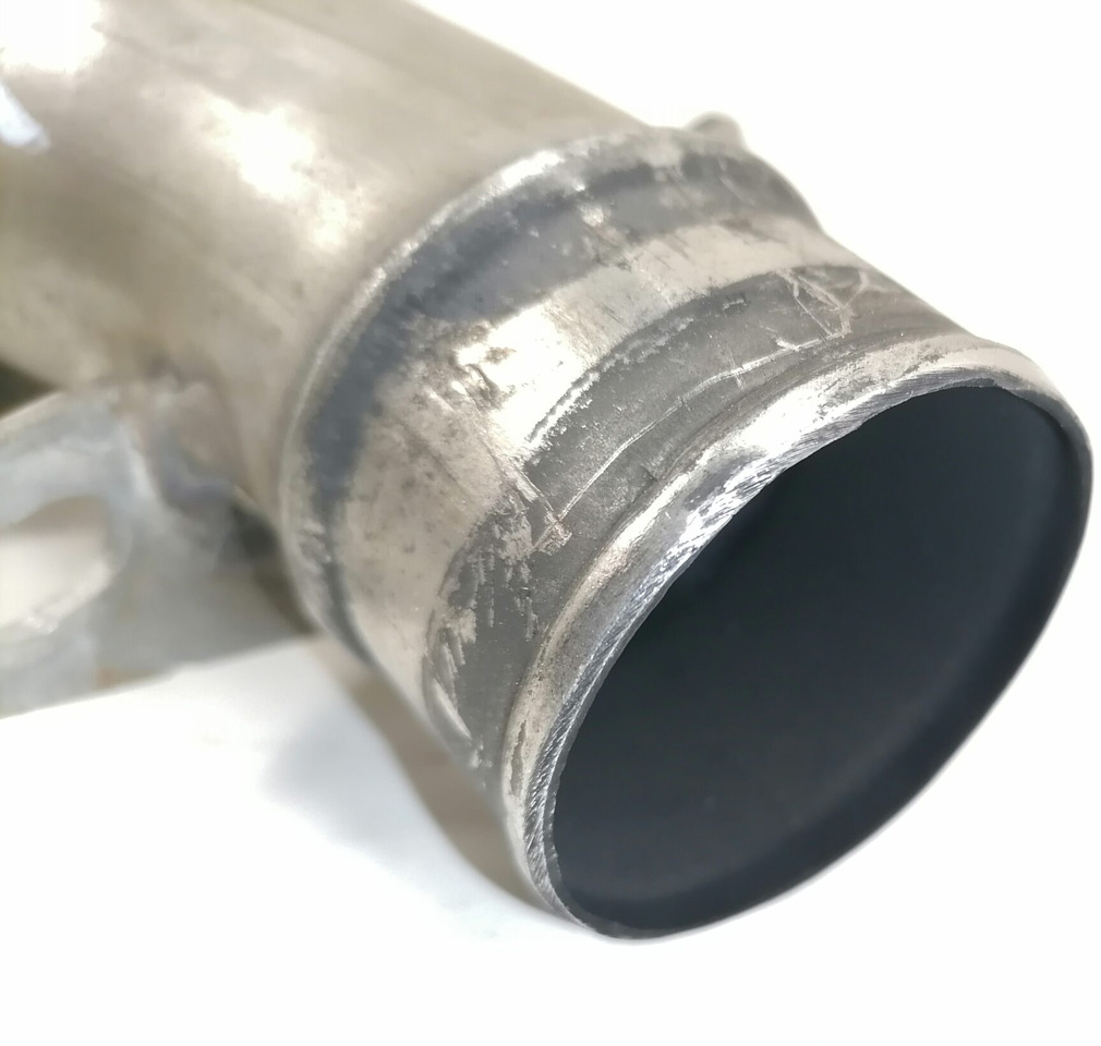 Scania EGR pipe 1890695 - Silenciador/ Sistema de escape para Camión: foto 2 Scania EGR pipe 1890695 - Silenciador/ Sistema de escape para Camión: foto 2