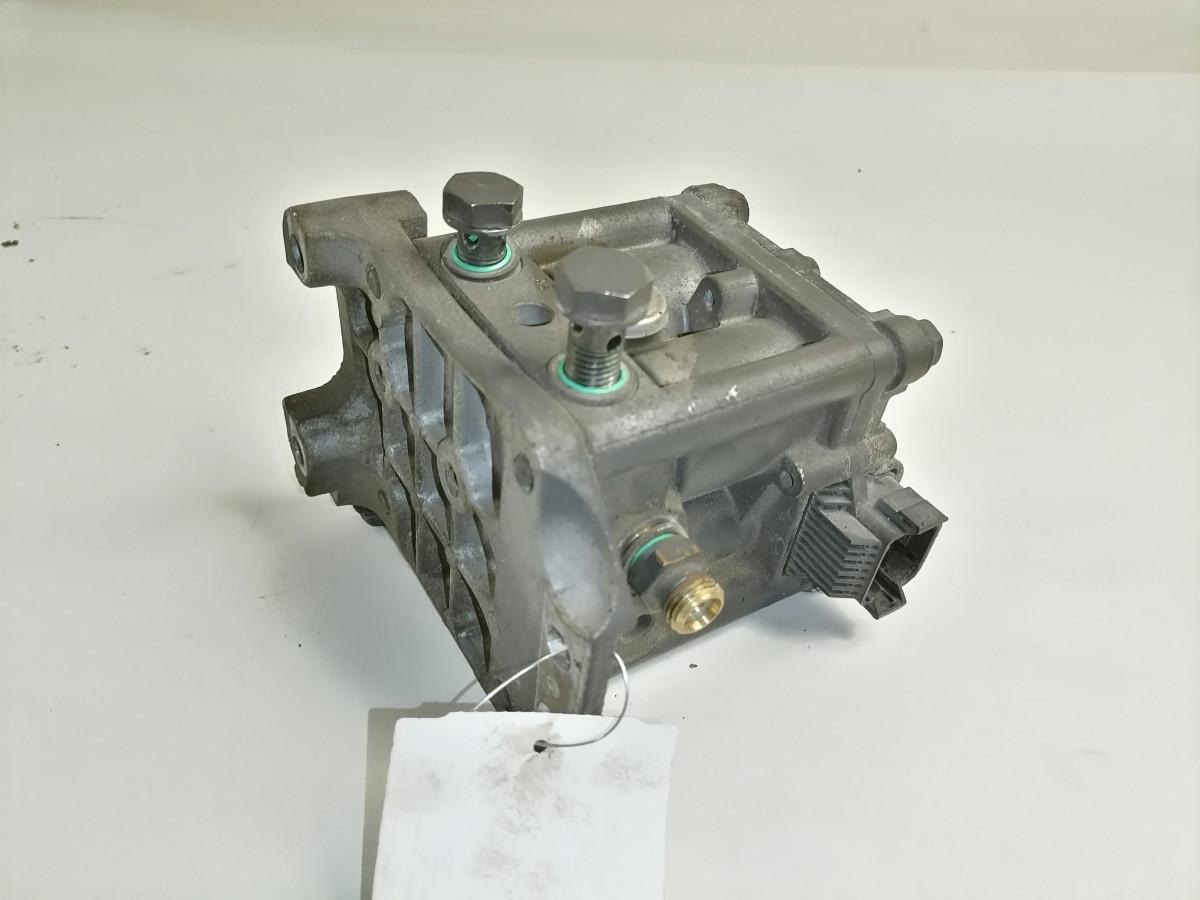 Scania EGR valve 2021085 - Silenciador/ Sistema de escape para Camión: foto 4 Scania EGR valve 2021085 - Silenciador/ Sistema de escape para Camión: foto 4