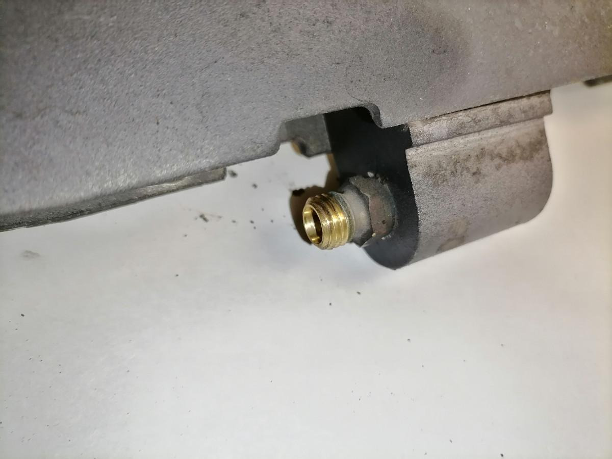 Scania Exhaust gas valve 1731023 - Silenciador/ Sistema de escape para Camión: foto 4 Scania Exhaust gas valve 1731023 - Silenciador/ Sistema de escape para Camión: foto 4