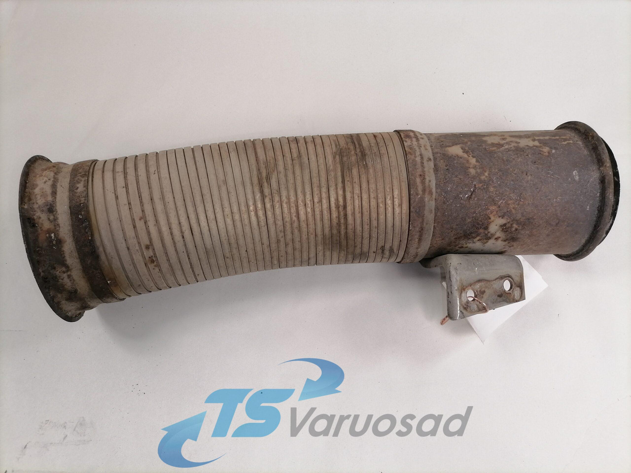 Scania Exhaust pipe 1725993 - Silenciador para Camión: foto 1 Scania Exhaust pipe 1725993 - Silenciador para Camión: foto 1