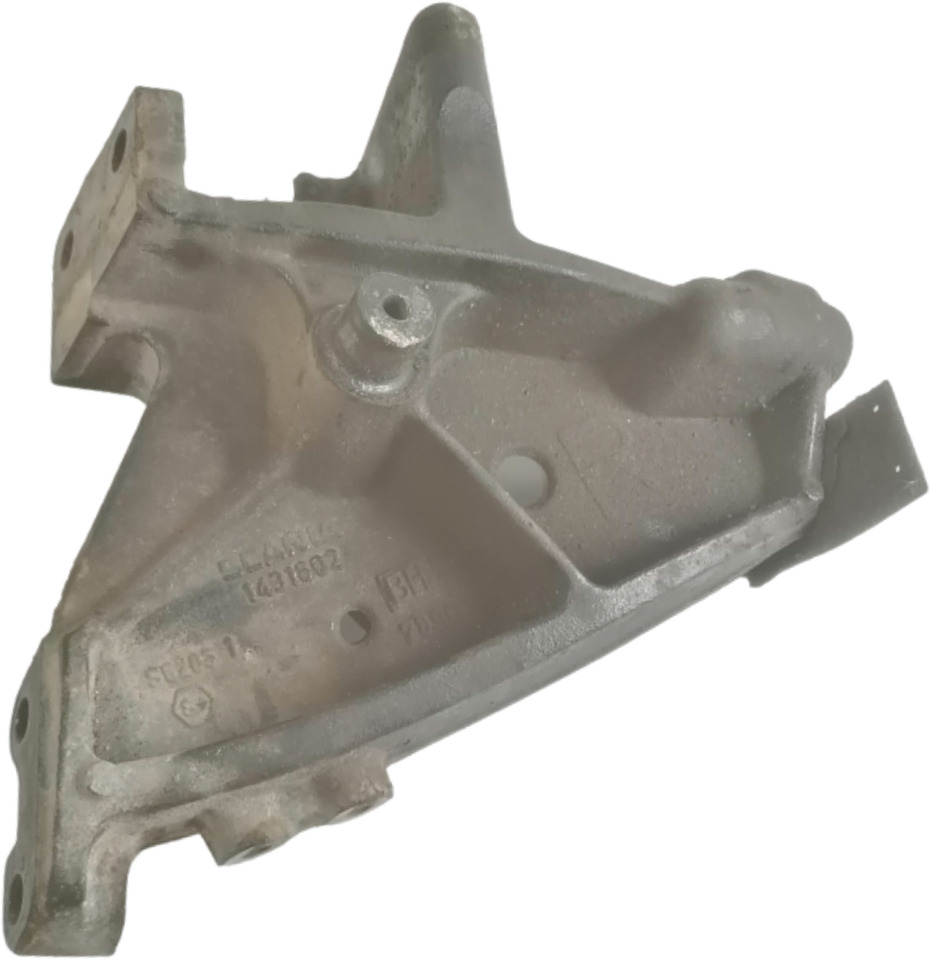 Scania Front bumper carrier 1431602 - Parachoques para Camión: foto 1 Scania Front bumper carrier 1431602 - Parachoques para Camión: foto 1