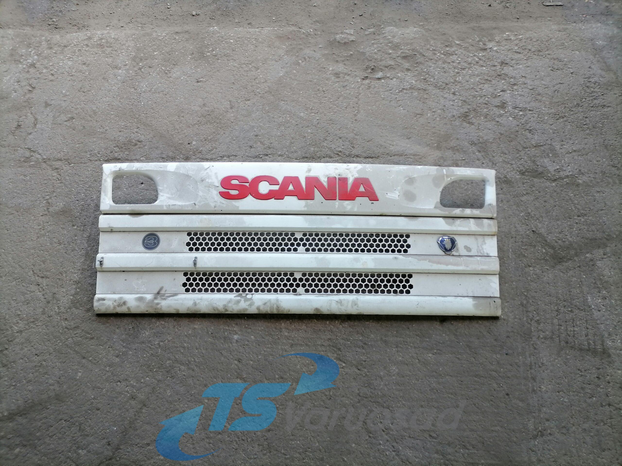 Scania Grille panel 1597571 - Parrilla para Camión: foto 1 Scania Grille panel 1597571 - Parrilla para Camión: foto 1