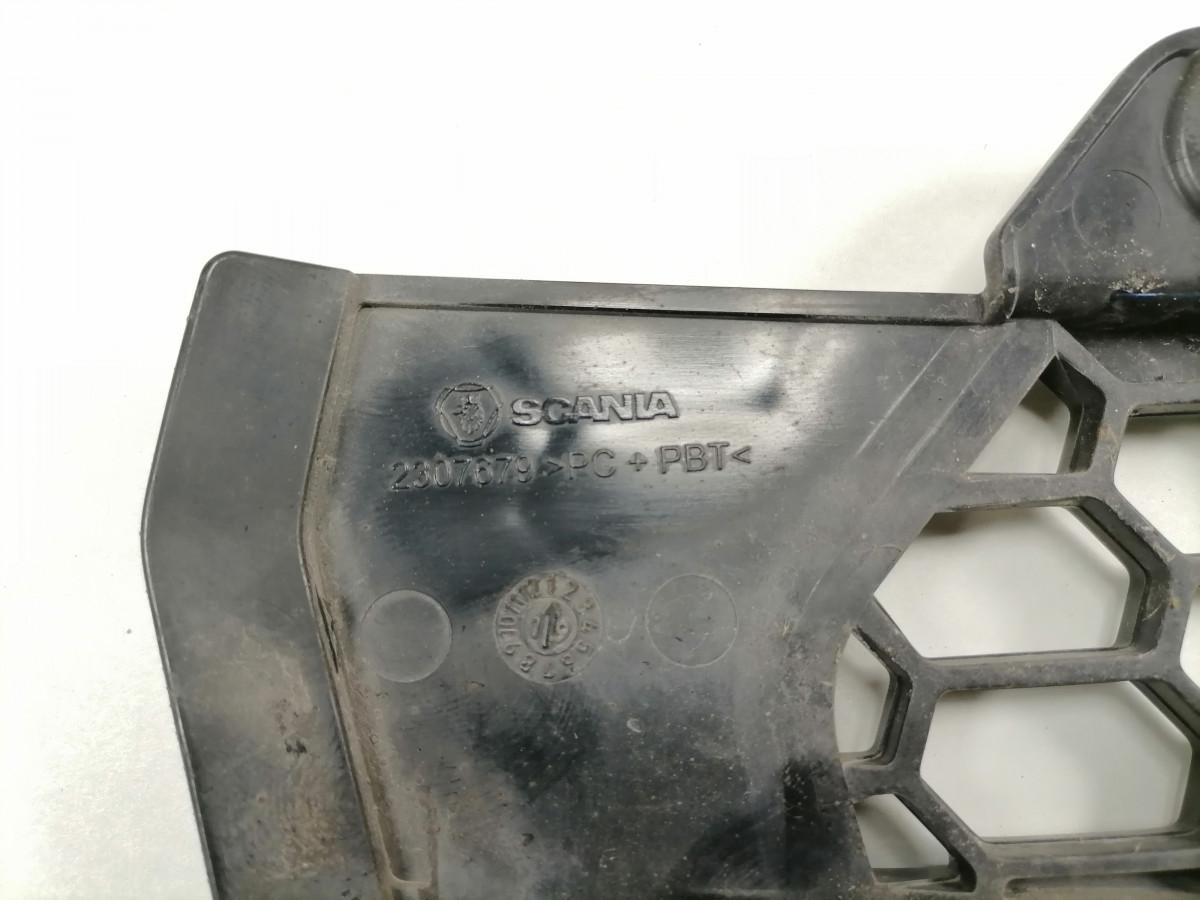 Scania Grille panel 2307679 - Parrilla para Camión: foto 4 Scania Grille panel 2307679 - Parrilla para Camión: foto 4