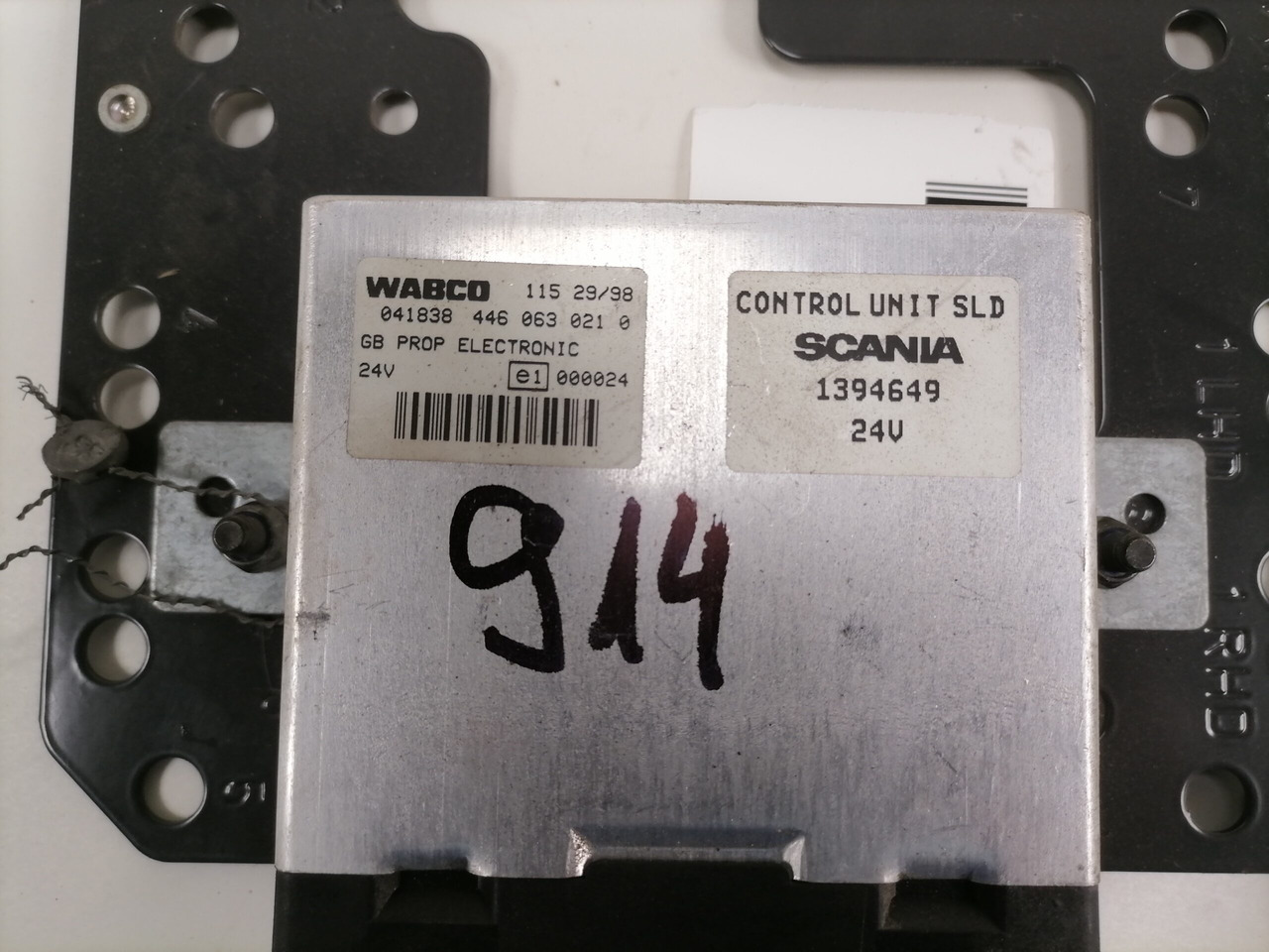 Scania Juhtplokk, kiirusepiiraja 1394649 - Unidad de control para Camión: foto 4 Scania Juhtplokk, kiirusepiiraja 1394649 - Unidad de control para Camión: foto 4