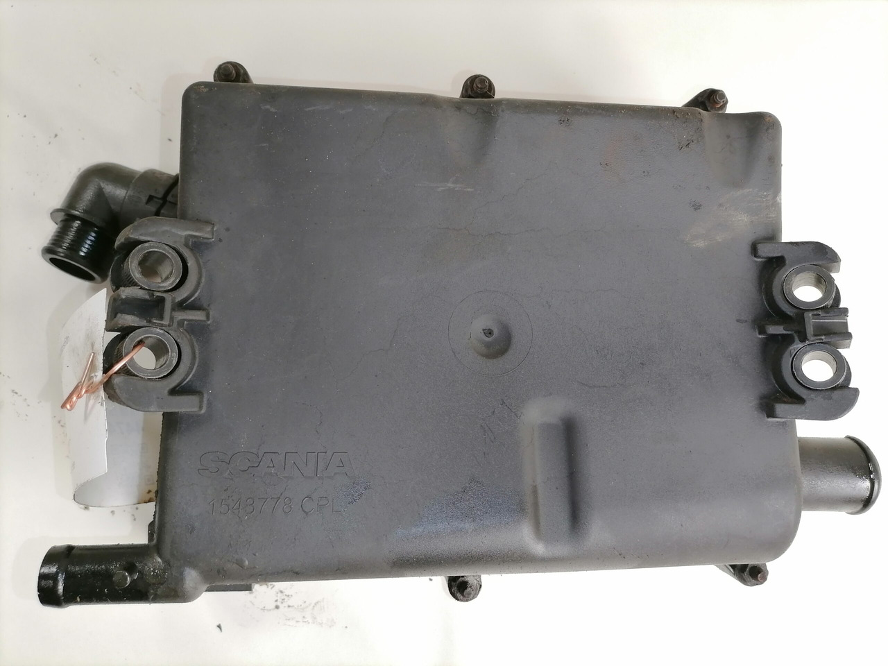 Scania Karterituulutusfiltri korpus 1543778 - Cárter para Camión: foto 3 Scania Karterituulutusfiltri korpus 1543778 - Cárter para Camión: foto 3