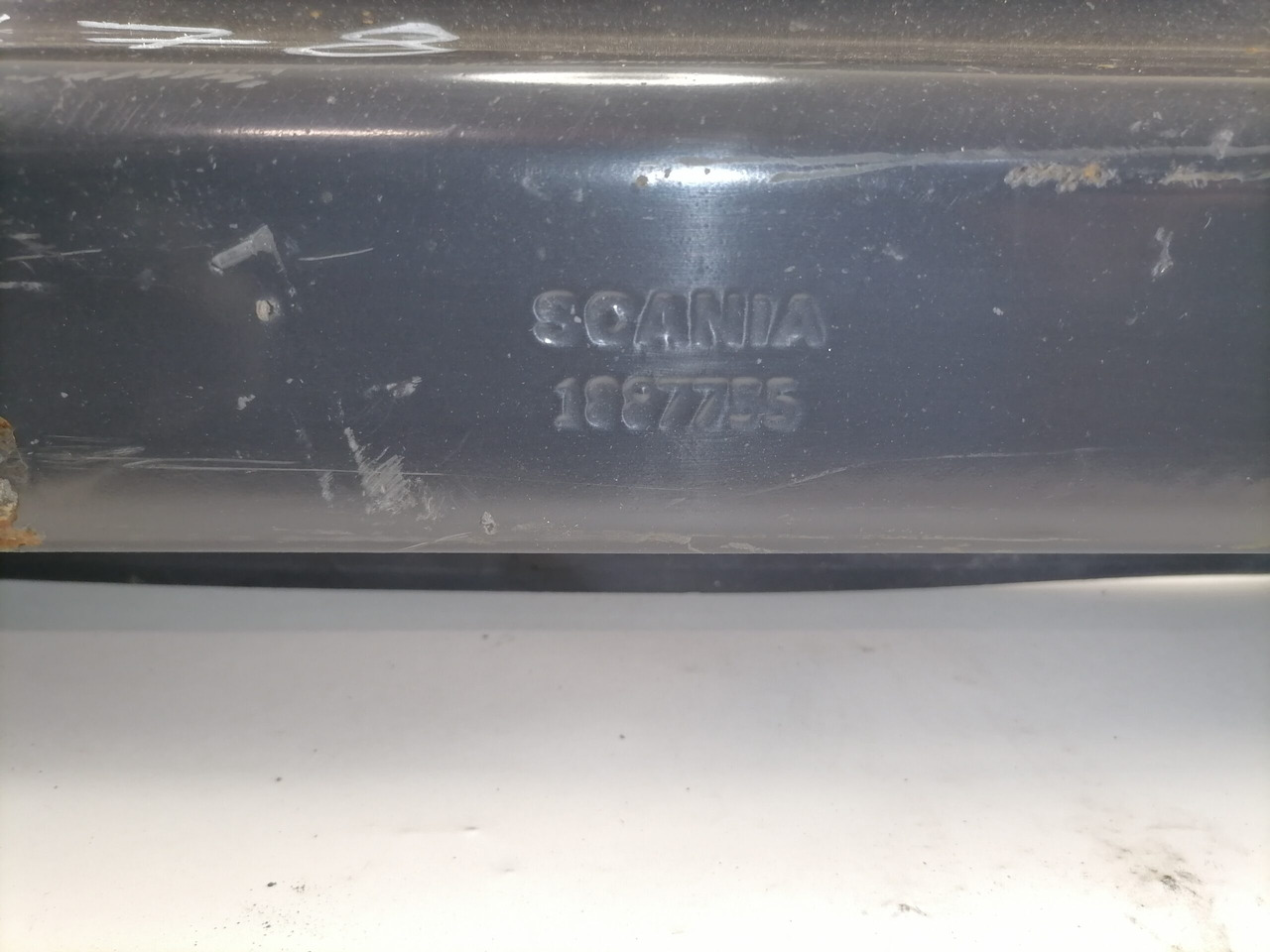 Scania Kütusepaagi kandur, Scania 1887755 - Depósito de combustible para Camión: foto 2 Scania Kütusepaagi kandur, Scania 1887755 - Depósito de combustible para Camión: foto 2