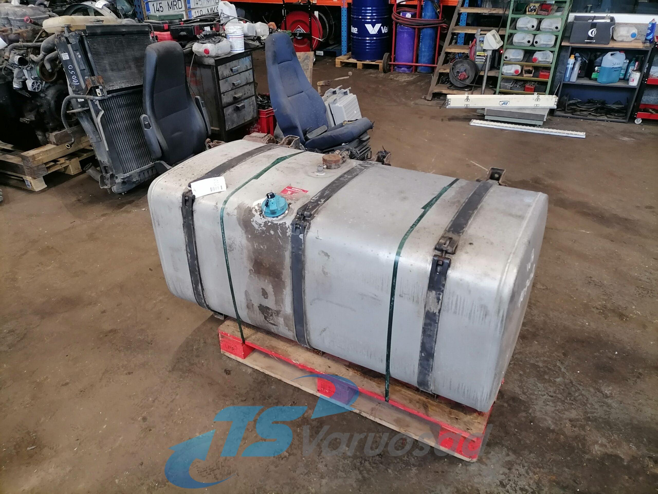 Scania Kütusepaak 600L 1871191 - Depósito de combustible para Camión: foto 1 Scania Kütusepaak 600L 1871191 - Depósito de combustible para Camión: foto 1