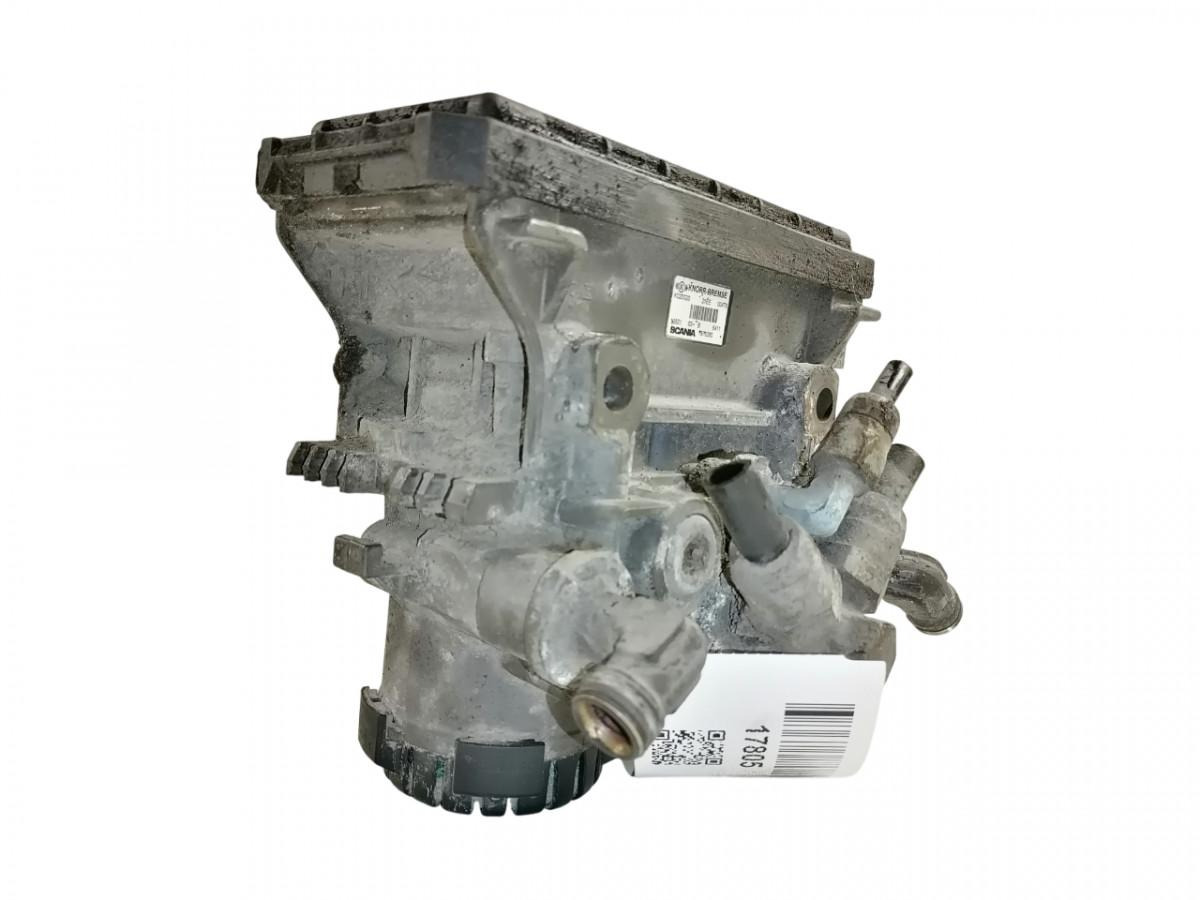 Scania Rear axel brake pressure control valve 1879280 - Válvula de freno para Camión: foto 2 Scania Rear axel brake pressure control valve 1879280 - Válvula de freno para Camión: foto 2