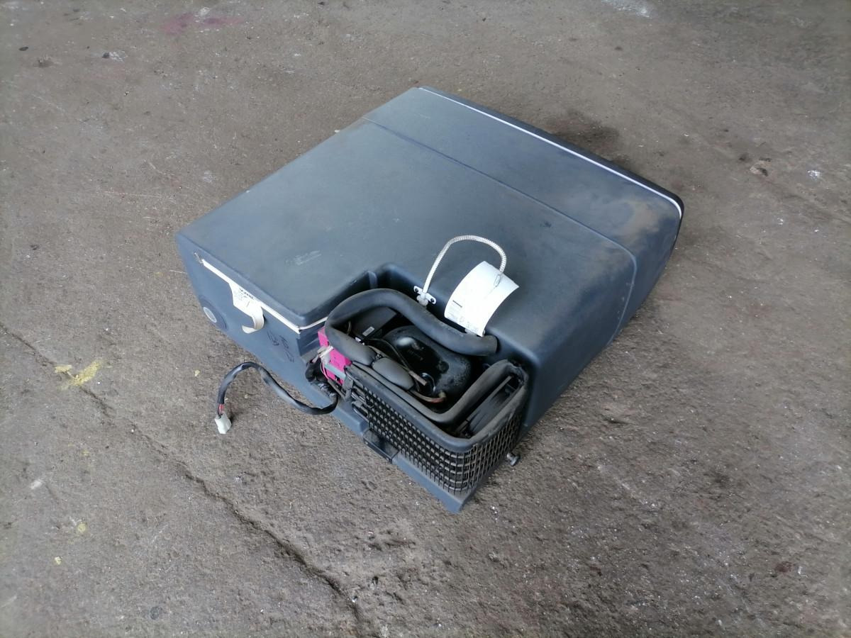 Scania Refigerator 1906067 - Pieza universal para Camión: foto 5 Scania Refigerator 1906067 - Pieza universal para Camión: foto 5