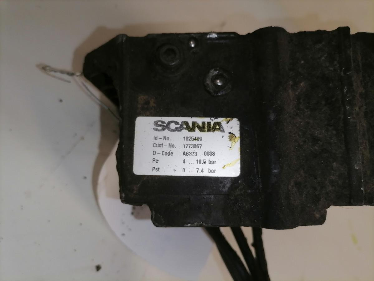 Scania Retarder control valve 1773867 - Piezas de freno para Camión: foto 5 Scania Retarder control valve 1773867 - Piezas de freno para Camión: foto 5