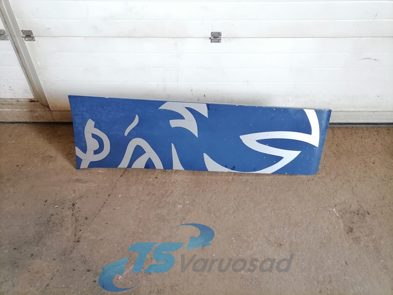 Scania Scania kabiini tuulesuunaja, vasak külg 1532460 - Aerodinámica/ Spoiler para Camión: foto 1 Scania Scania kabiini tuulesuunaja, vasak külg 1532460 - Aerodinámica/ Spoiler para Camión: foto 1