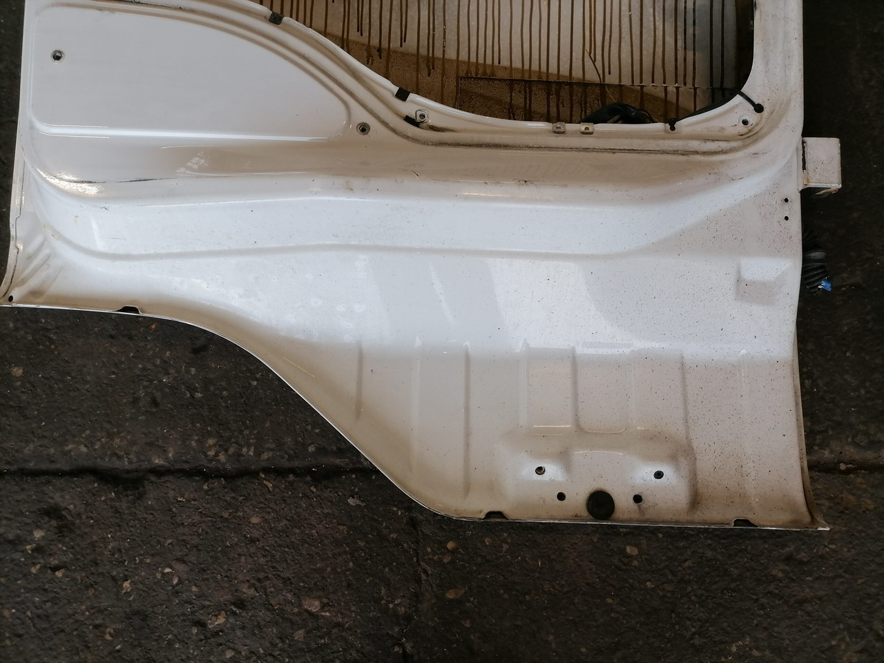 Scania Scania uks, vasak 1476534 - Puerta y piezas para Camión: foto 4 Scania Scania uks, vasak 1476534 - Puerta y piezas para Camión: foto 4