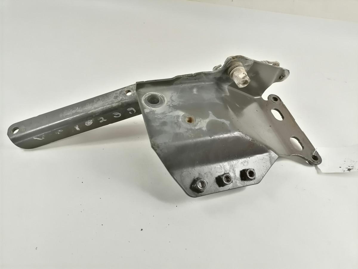 Scania lower grille carrier hinge 1785549 - Parrilla para Camión: foto 3 Scania lower grille carrier hinge 1785549 - Parrilla para Camión: foto 3