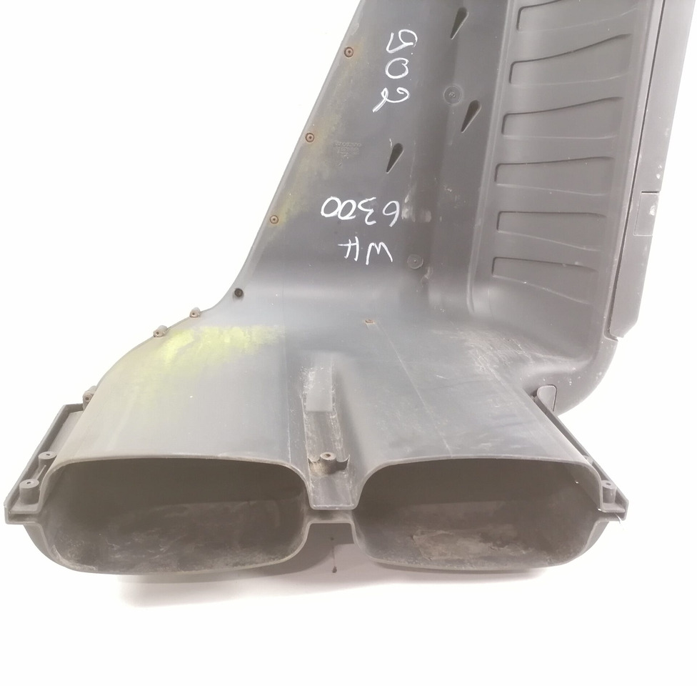Volvo Air intake 1676685 - Sistema de admisión de aire para Camión: foto 2 Volvo Air intake 1676685 - Sistema de admisión de aire para Camión: foto 2