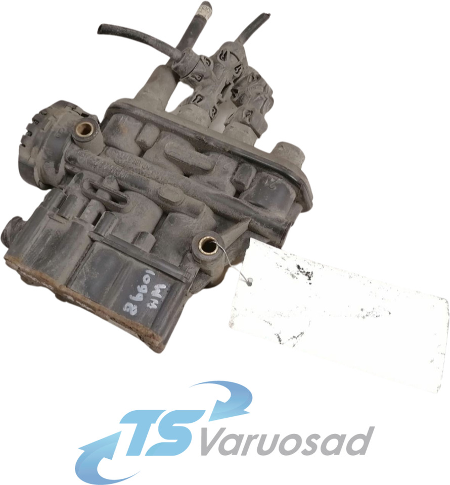 Volvo Air suspension control valve, ECAS 21083657 - Válvula de freno para Camión: foto 1 Volvo Air suspension control valve, ECAS 21083657 - Válvula de freno para Camión: foto 1
