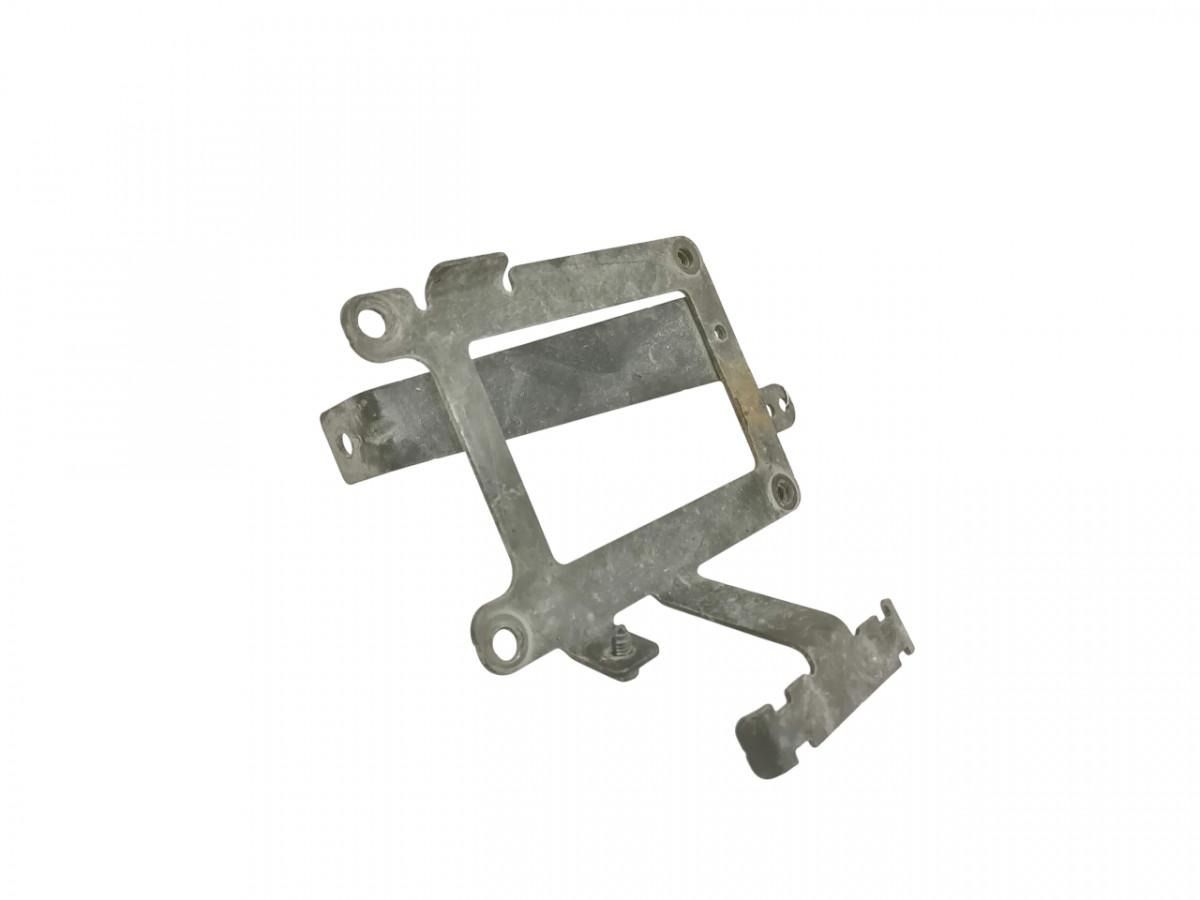 Volvo Bracket 84035782 - Bastidor/ Chasis para Camión: foto 1 Volvo Bracket 84035782 - Bastidor/ Chasis para Camión: foto 1