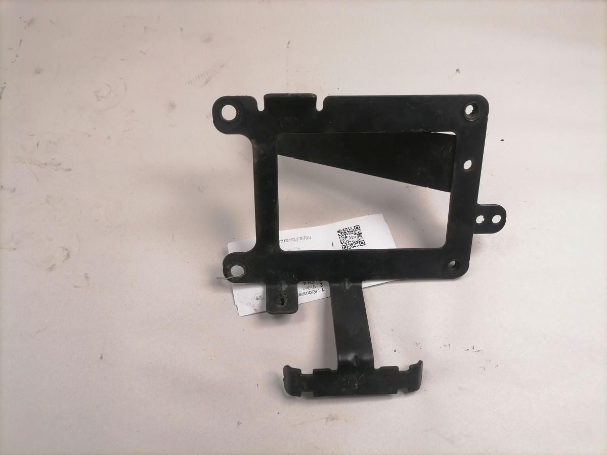 Volvo Bracket 84035782 - Bastidor/ Chasis para Camión: foto 3 Volvo Bracket 84035782 - Bastidor/ Chasis para Camión: foto 3