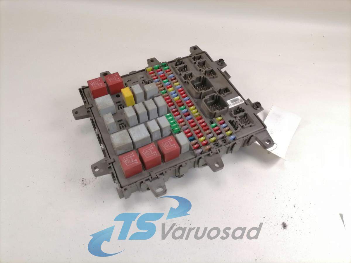 Volvo Central electric unit 5010590677 - Fusible para Camión: foto 2 Volvo Central electric unit 5010590677 - Fusible para Camión: foto 2
