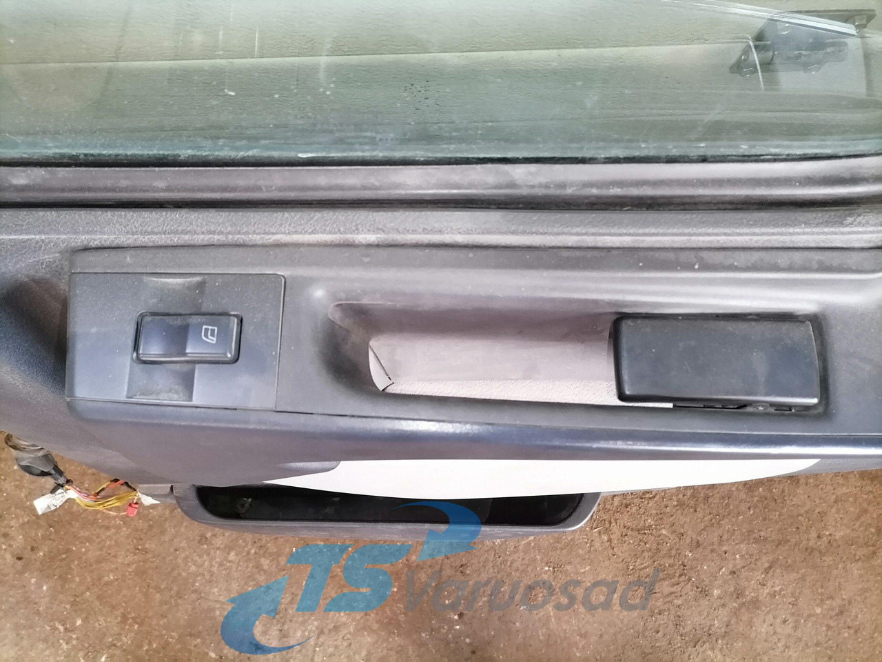 Puerta y piezas para Camión Volvo Door 85112764: foto 9