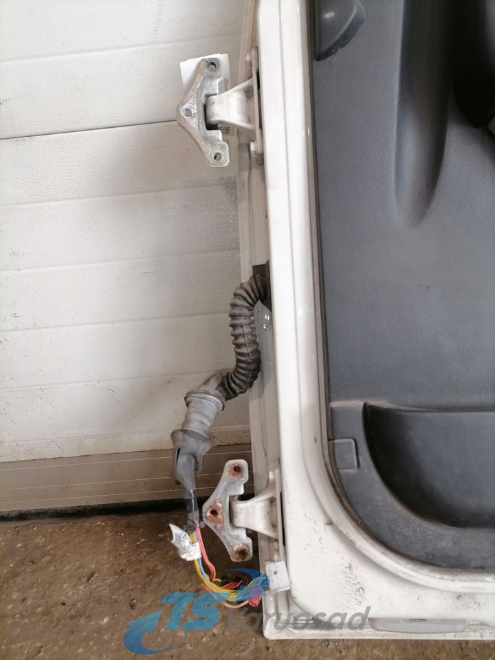 Puerta y piezas para Camión Volvo Door 85112764: foto 7
