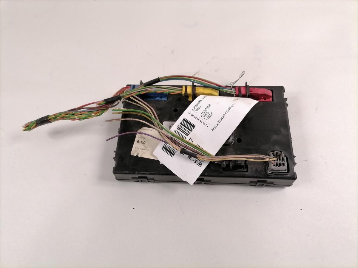 Volvo Ecu VMCU 21936558 - Unidad de control para Camión: foto 3 Volvo Ecu VMCU 21936558 - Unidad de control para Camión: foto 3